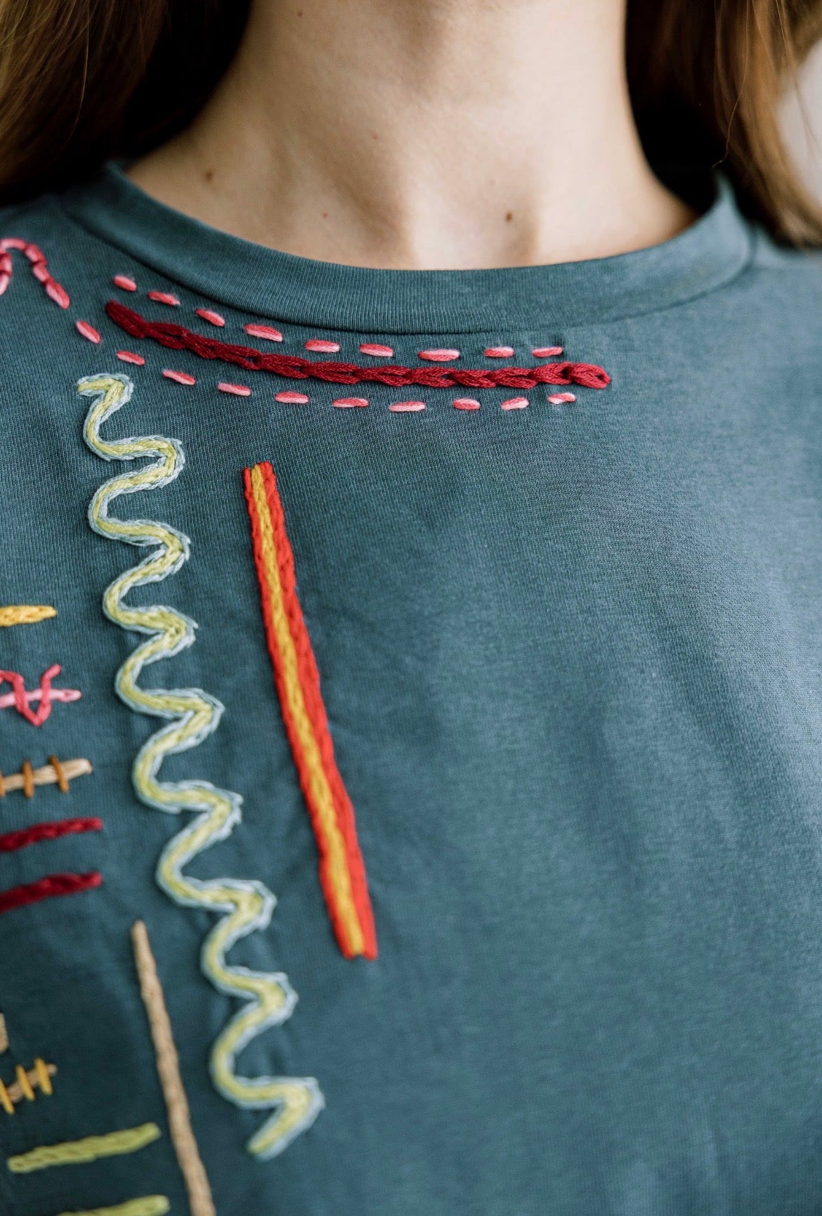 The Sketch Embroidered Tee in Green