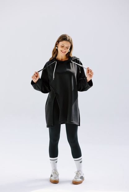 SweatForm Sweatshirt in Black