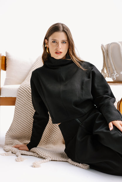 Outline Set in Black