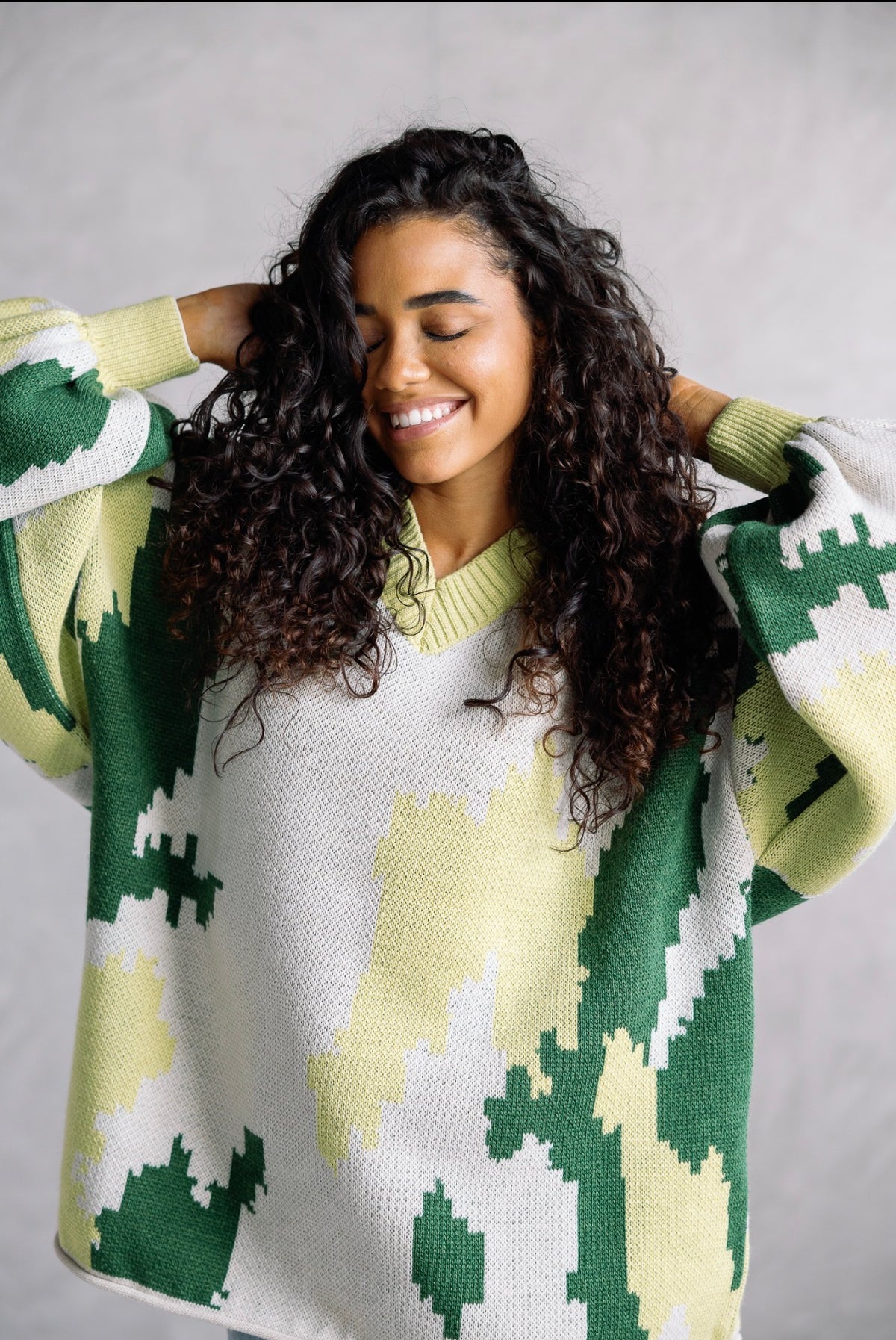 Pixel Theory Pullover in Green