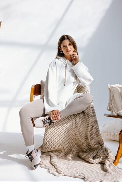 SweatForm Sweatshirt in Off-white