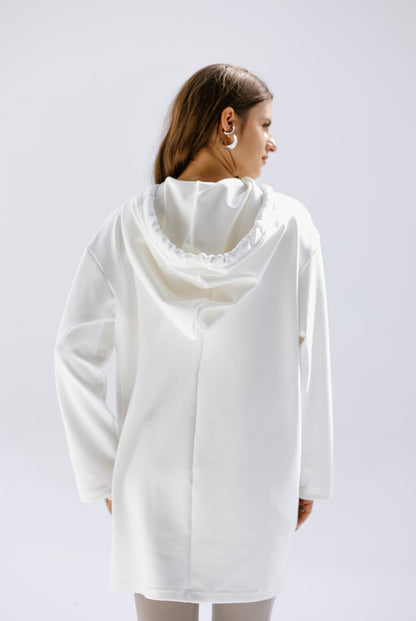 SweatForm Sweatshirt in Off-white