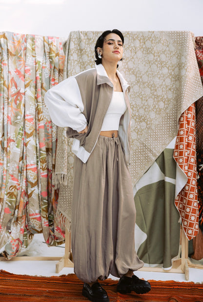 Ivory Edge Jacket in Taupe x White