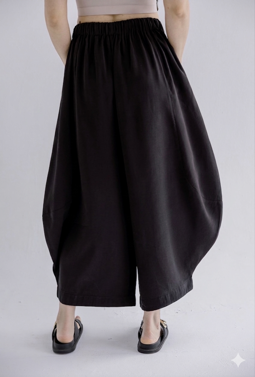 The Drift Pants in Black