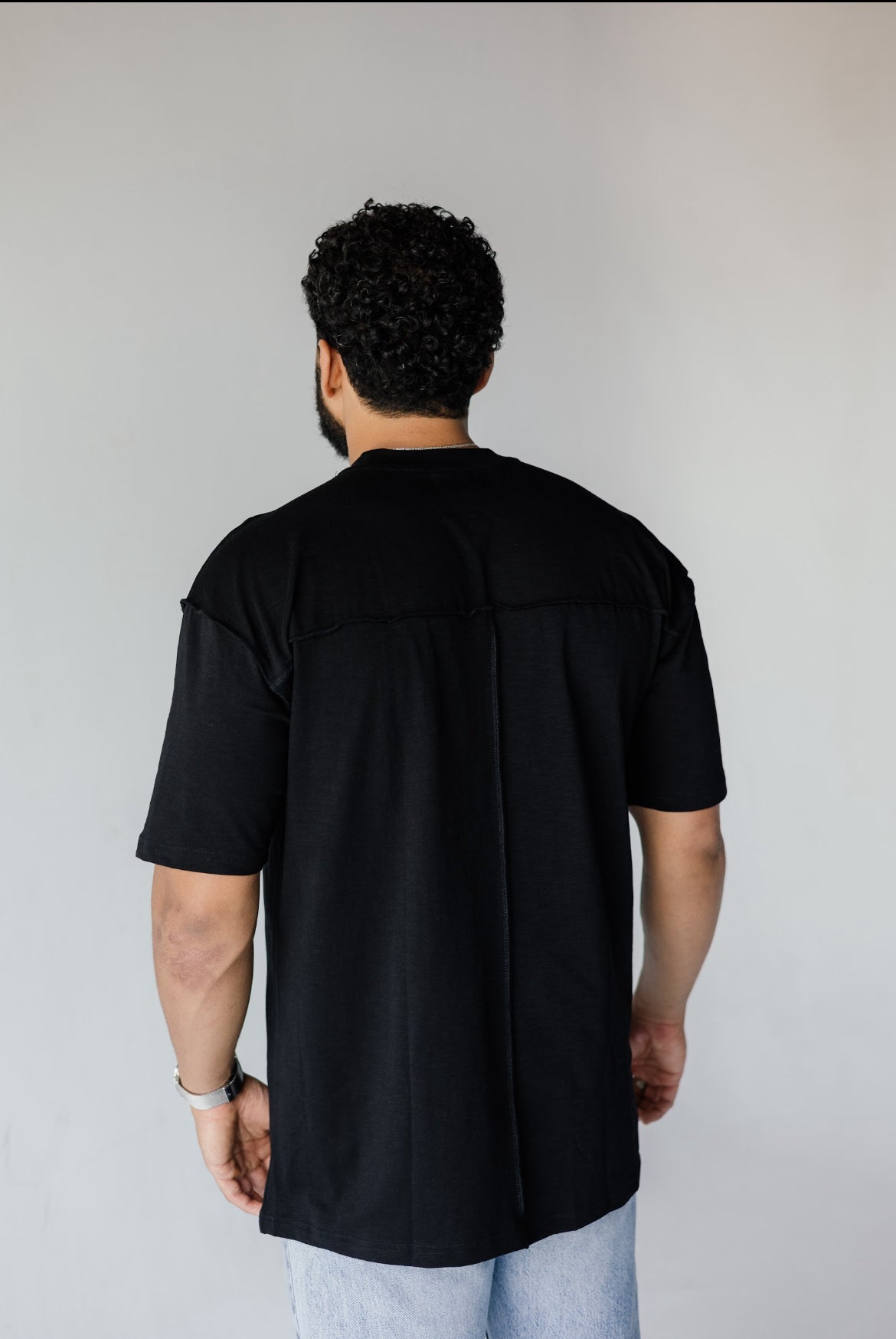 Timeless T - Black