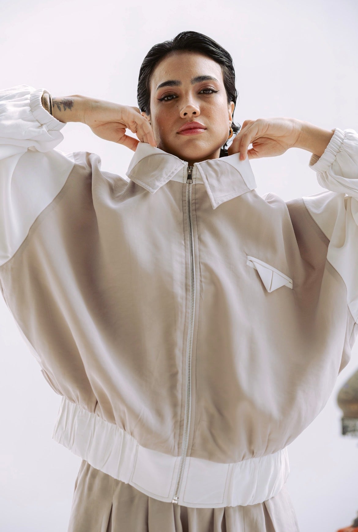 Ivory Edge Jacket in Beige x White