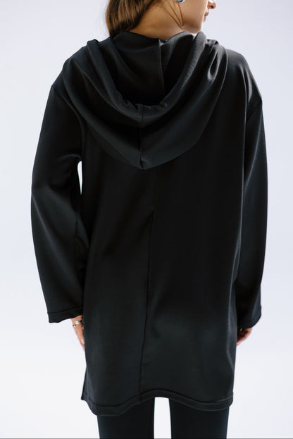 SweatForm Sweatshirt in Black