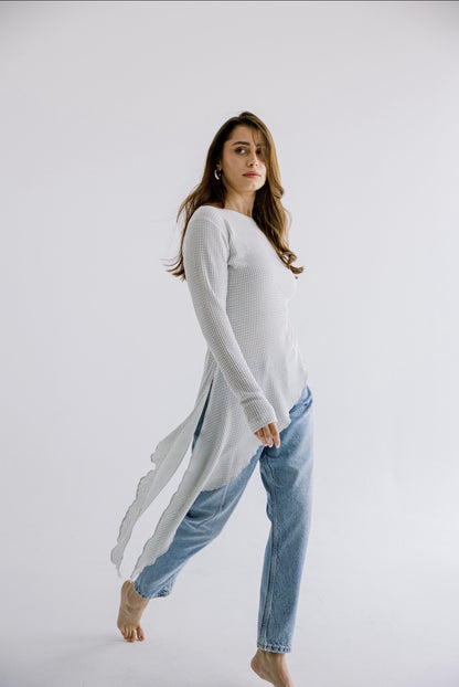 The Flow Top in Light Grey