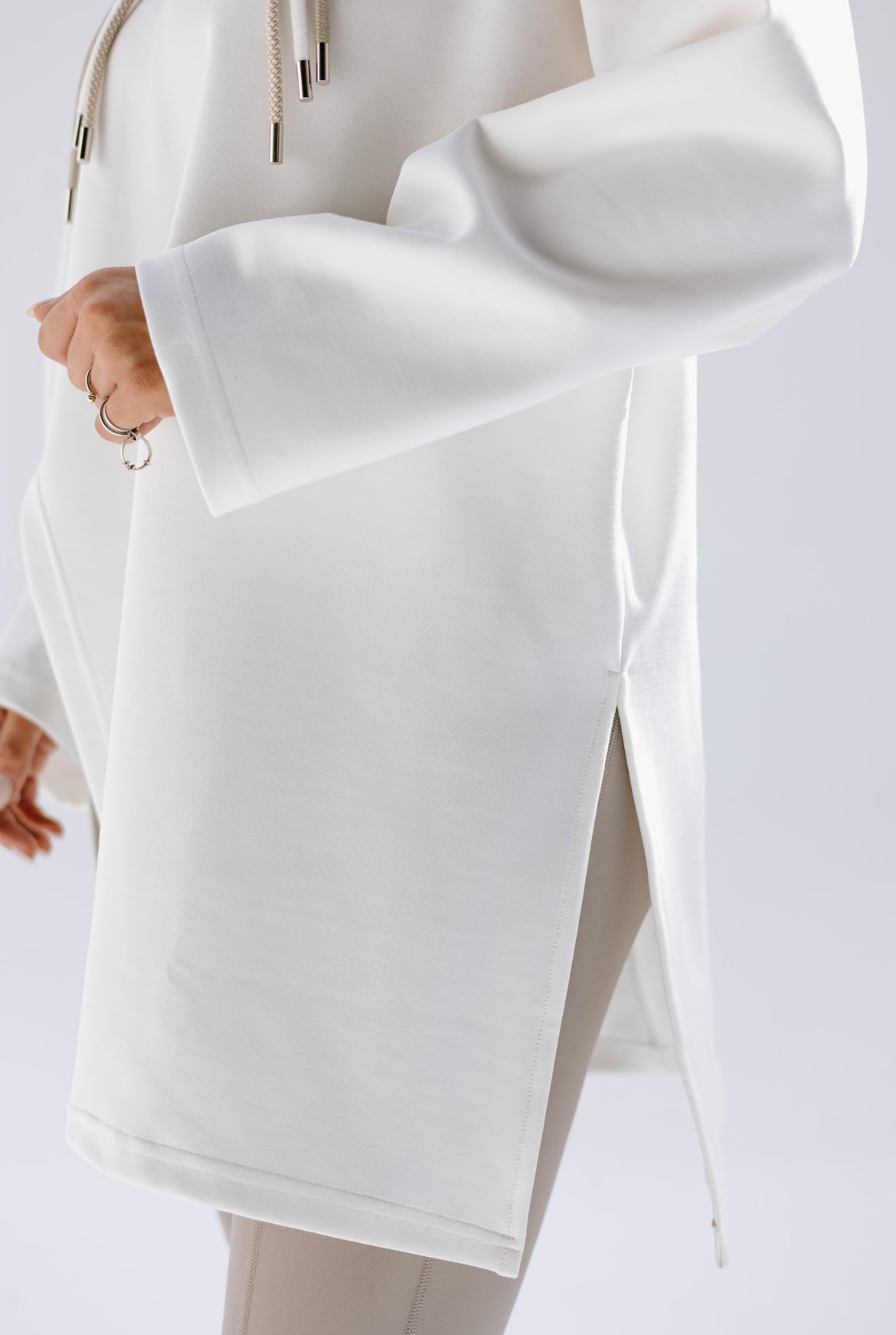SweatForm Sweatshirt in Off-white
