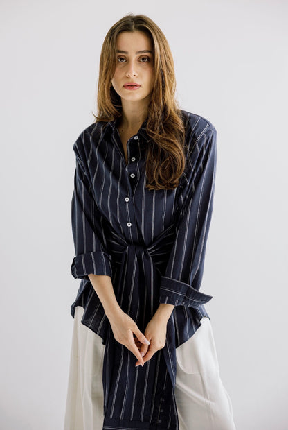 The Structured Tie Shirt in Striped Blue