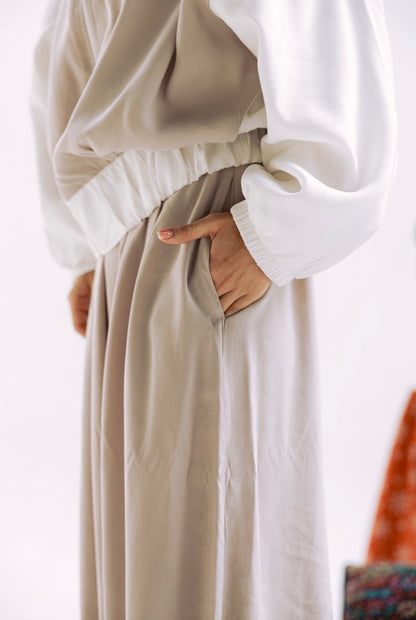 Ivory Edge Pants in Beige